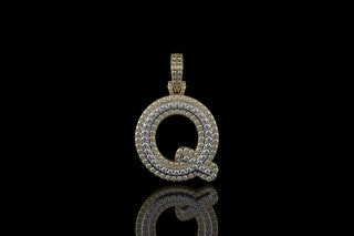 14k 2 tone yellow and white gold double layer initial Q diamond pendant