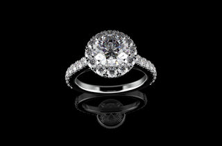 18k white gold custom round halo diamond engagement ring