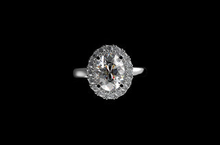 18k white gold oval halo diamond engagement ring 1.45cts